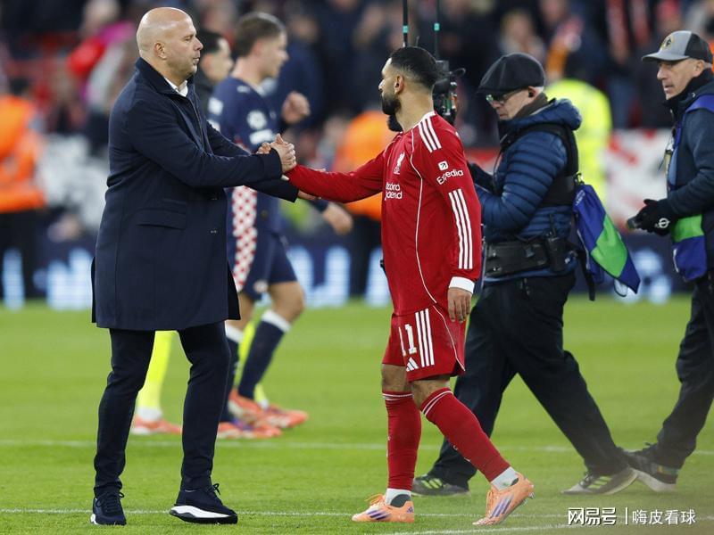 官方渠道-天空体育分析：阿森纳击败曼联，扩大领先优势，曼城维拉均落败